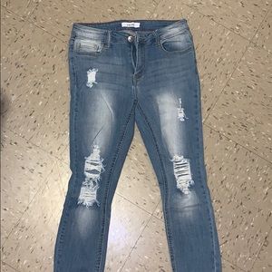 Ripped denim jeggings